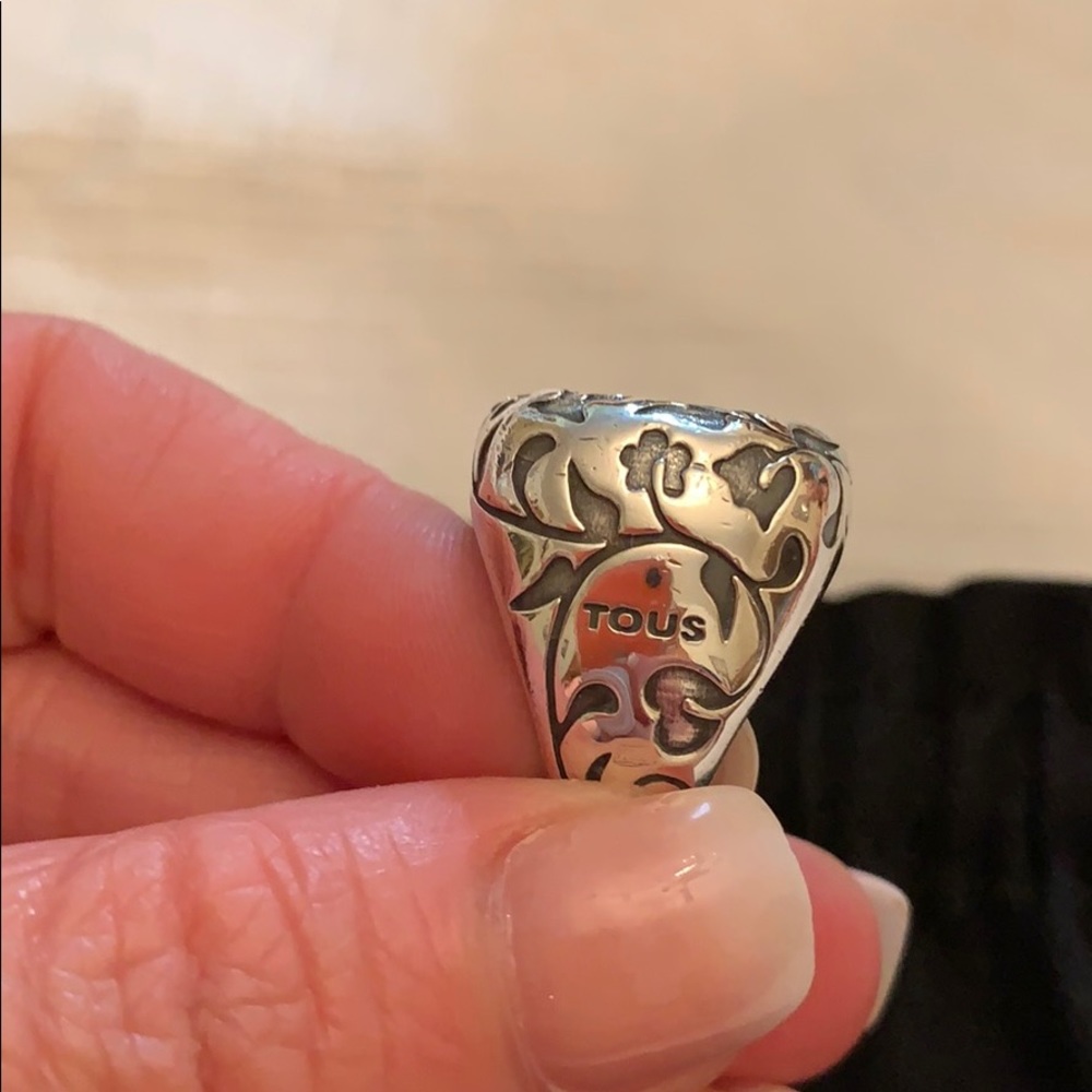 Ring - Picture 2 of 3
